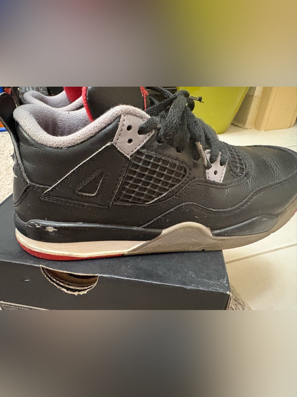 Jordan 4 Retro - Picture 5 of 6